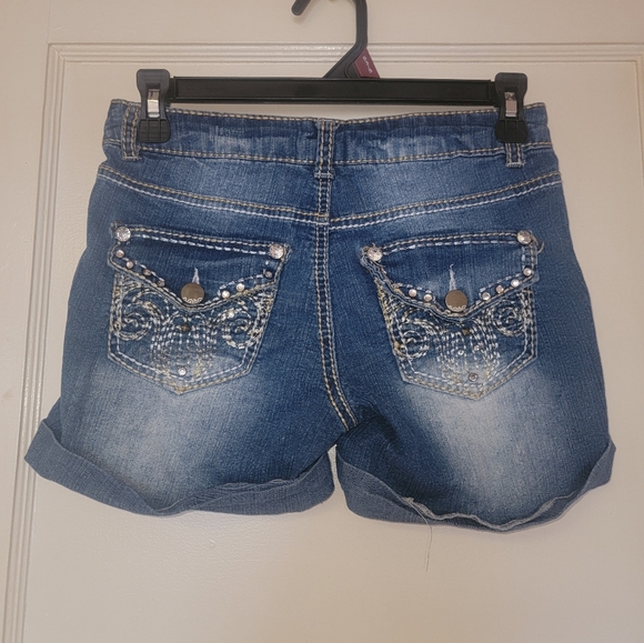 No Boundaries Denim Shorts Size 3 - Picture 2 of 7